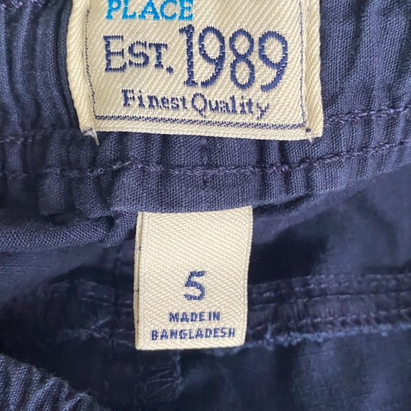 Place ❤️ Kid's 100% Cotton Cargo Shorts Size 5 (PRE-LOVED) - Picture 5 of 6